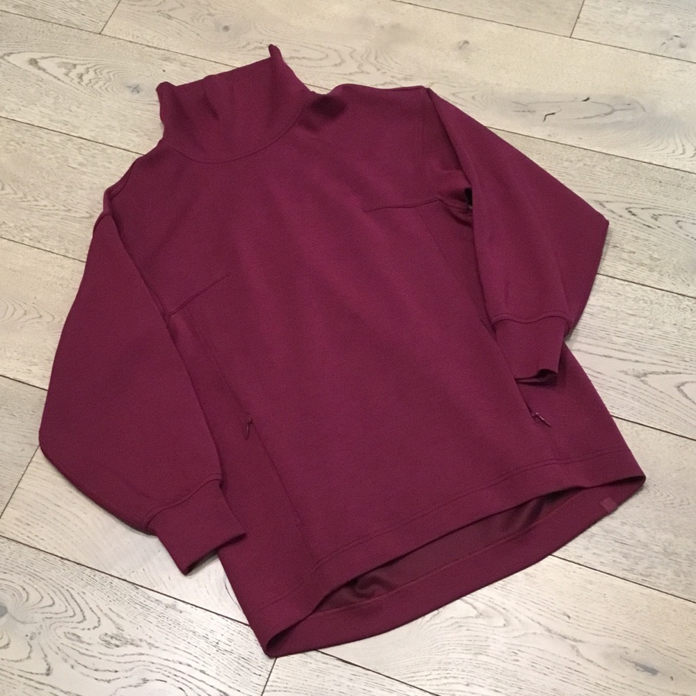 Woman’s Lululemon cranberry funnel neck pull over sweatshirt.Size 2. Zip pockets